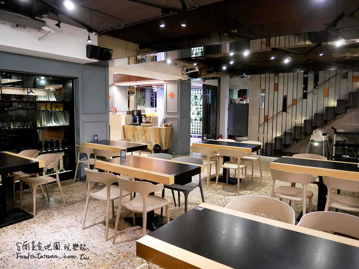 台南推薦早午餐晚餐火鍋咖啡甜點的複合式餐飲店-三道門 香見 Brunch