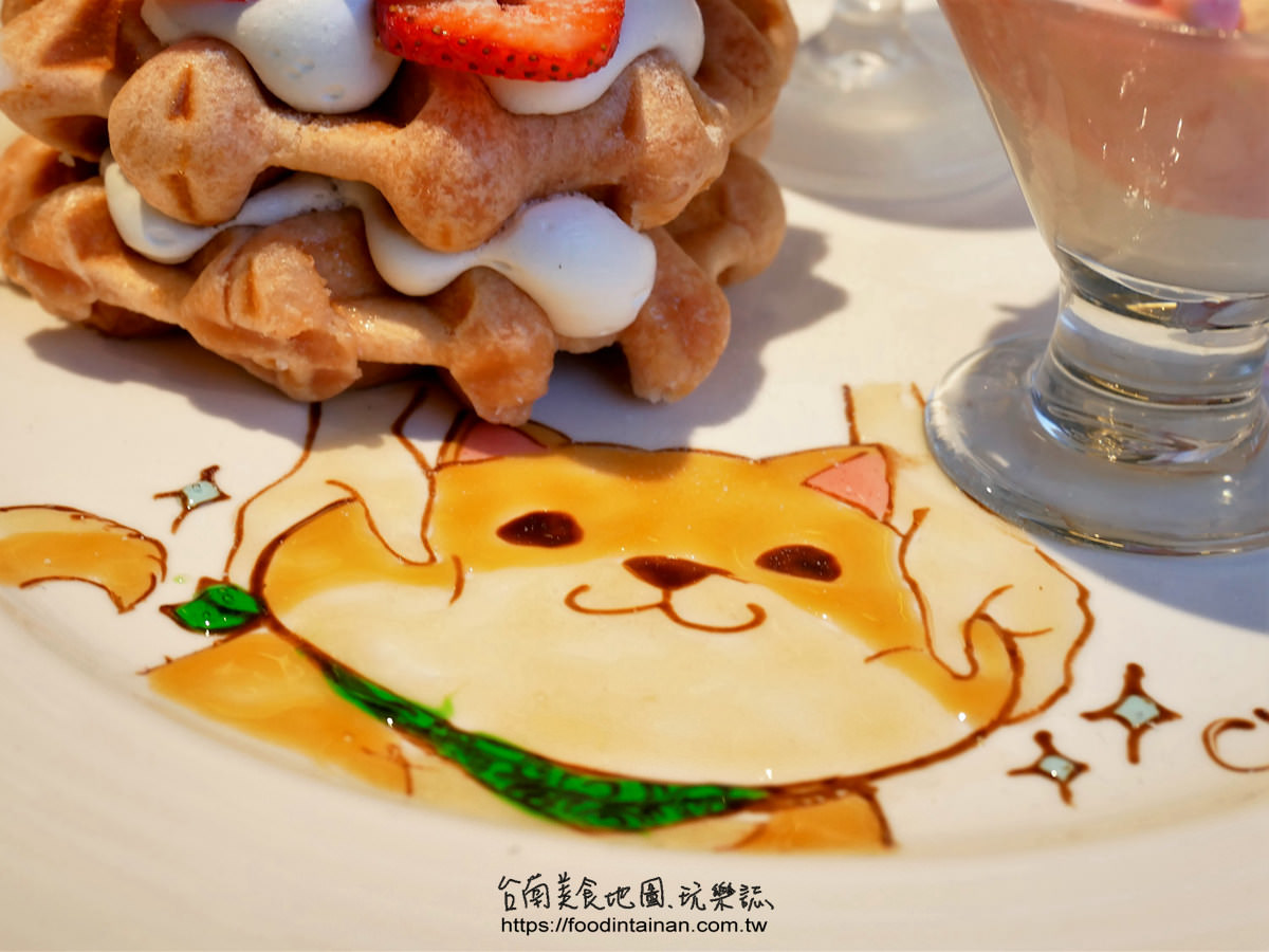 高雄推薦草莓甜點餐點義大利麵燉飯比利時鬆餅網紅網美店-Chuju waffle 雛菊鬆餅