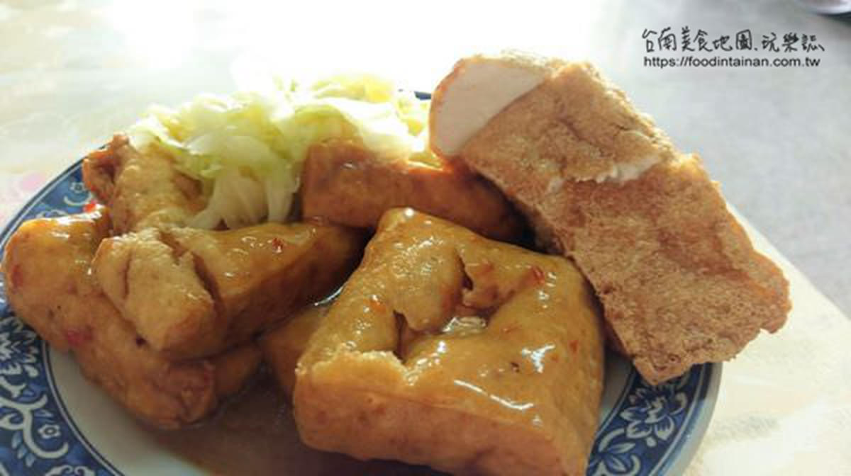台南六甲區美食 連在地人都排隊推薦的無名臭豆腐 每天營業不到3小時的傳統小吃 台南美食地圖 玩樂誌