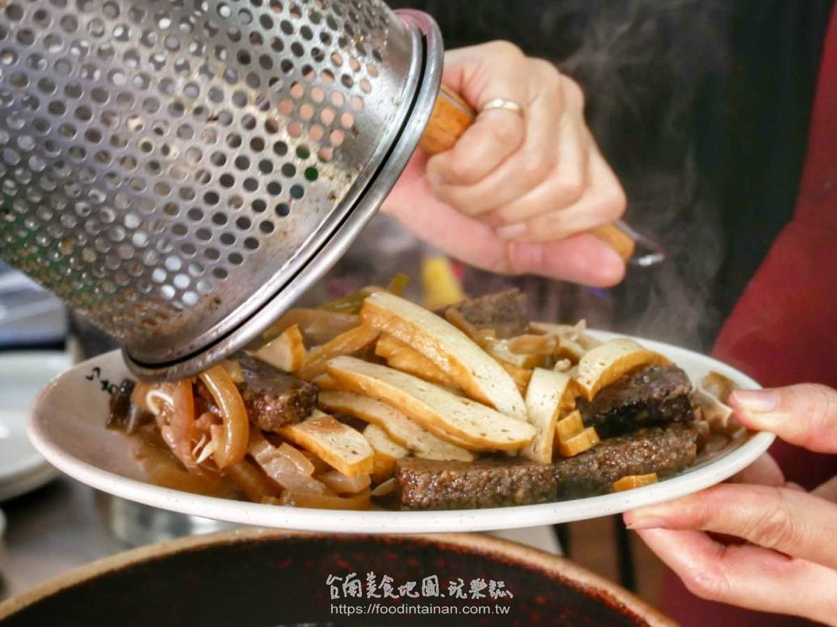 台南中西區推薦平價傳統府城庶民小吃魯羹滷焿魯味-尚愛阮滷味