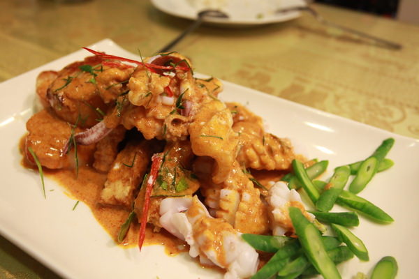 莎麗泰式家庭餐廳：台南仁德區｜打破你對於泰式餐廳的印象。「莎麗泰式家庭餐廳」